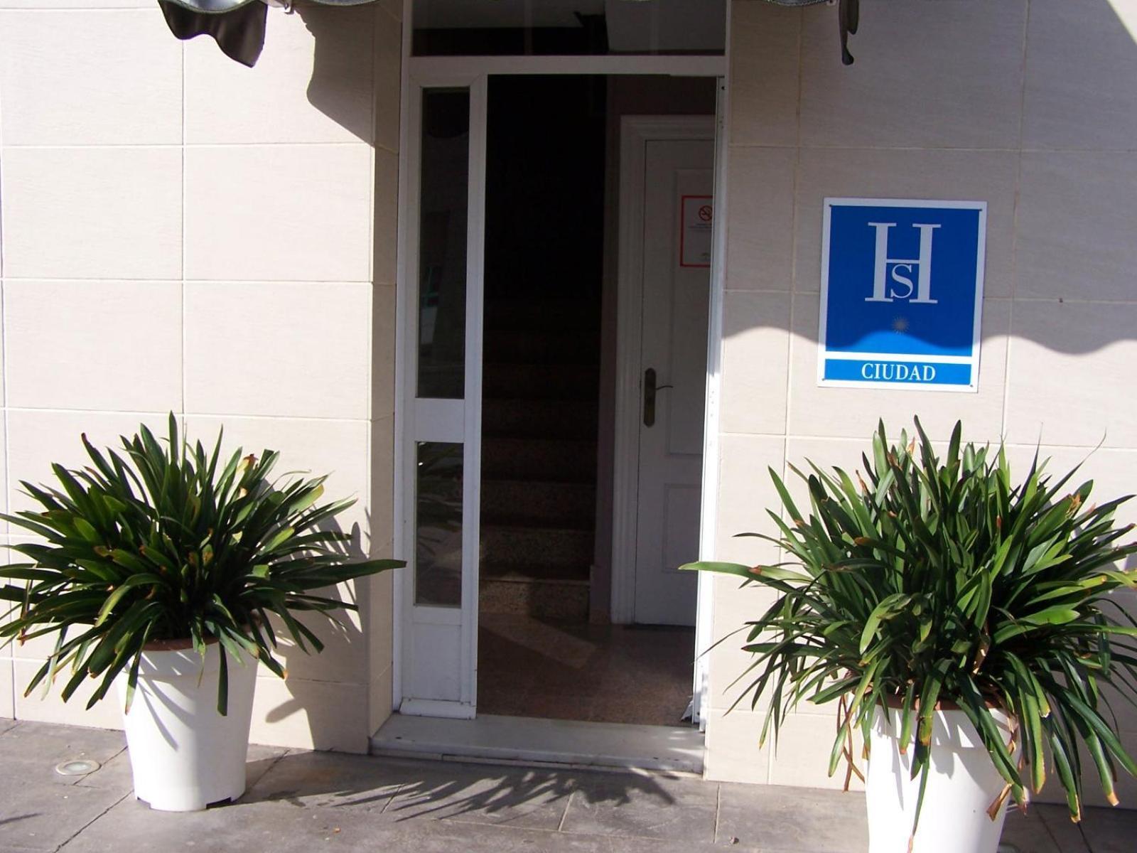 Hostal Sabana San Martín Zewnętrze zdjęcie